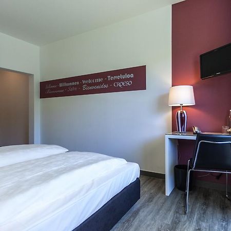 Hotel Fliegendes Klassenzimmer Бад-Берлебург Экстерьер фото