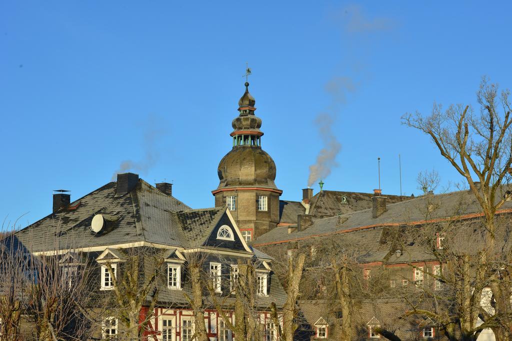 Hotel Fliegendes Klassenzimmer Бад-Берлебург Экстерьер фото