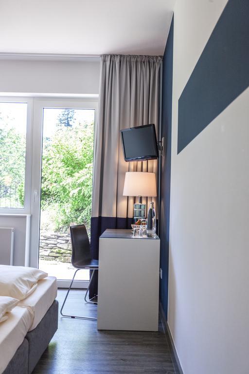 Hotel Fliegendes Klassenzimmer Бад-Берлебург Экстерьер фото