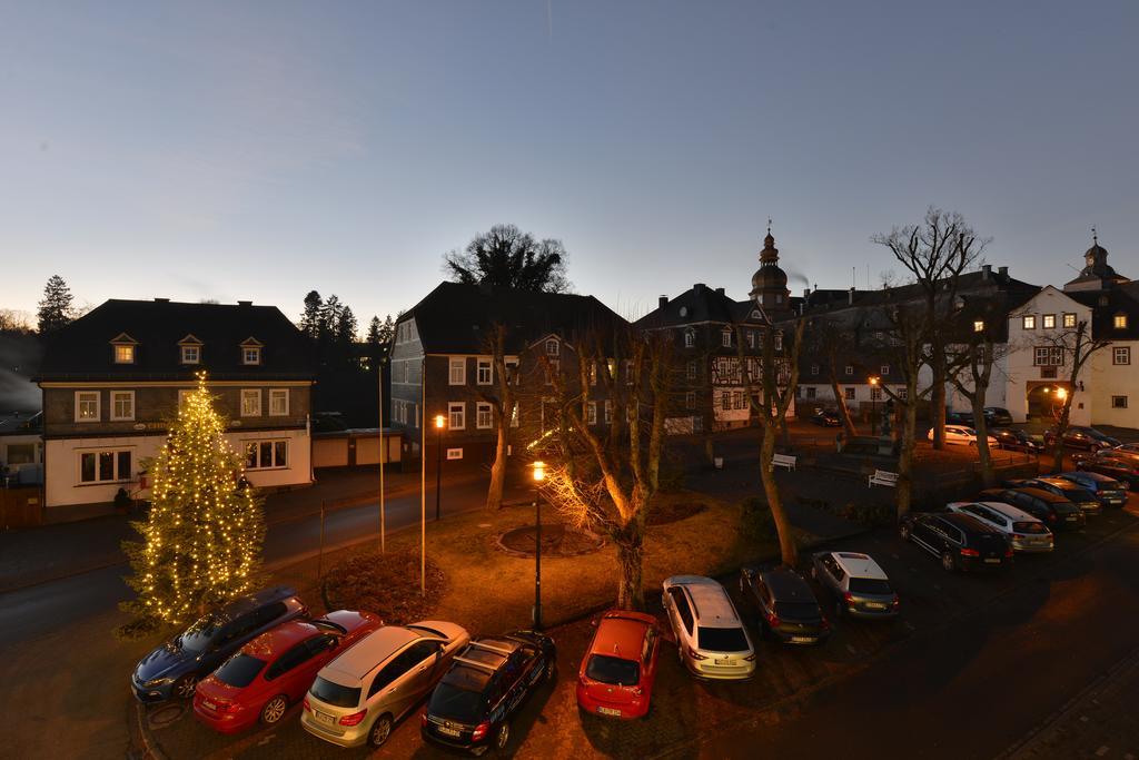 Hotel Fliegendes Klassenzimmer Бад-Берлебург Экстерьер фото
